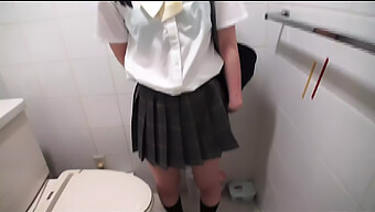 Colegialas Japonesas Se Entregan Al Juego En Solitario En Video Hd